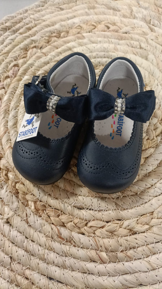 First steps Classy Navy strik