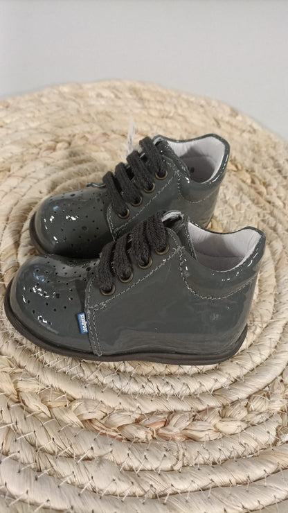 First steps Wink Grey Lak