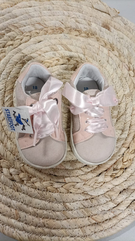 First steps Emma Pink ser